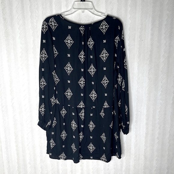 ❤️ 🆕 ROXY Graphic Blouse Size L - Picture 3 of 4